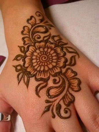 Top 15 Quick And Easy Mehndi Designs With Images