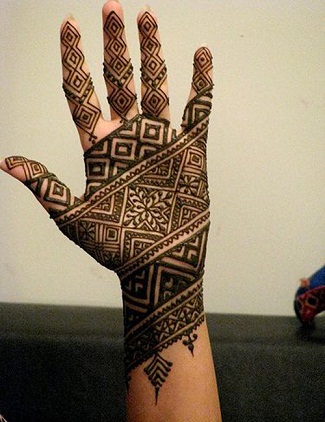 Top 15 Quick And Easy Mehndi Designs With Images