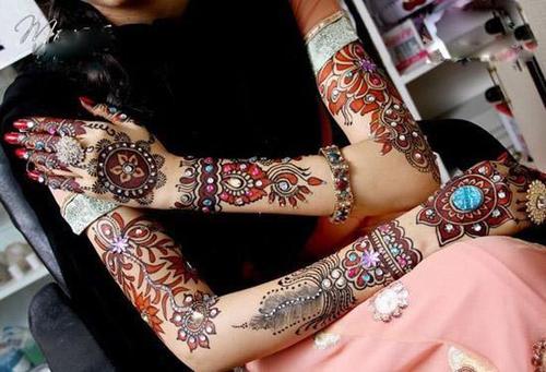 15 Outstanding Arms Mehndi Designs with Photos | I Fashion Styles