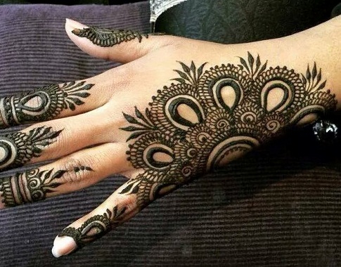 10 Latest Single Line Mehndi Designs with Pictures | I Fashion Styles
