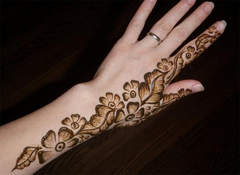 9 New and Gorgeous Bail Mehndi Designs with Pictures | I Fashion Styles