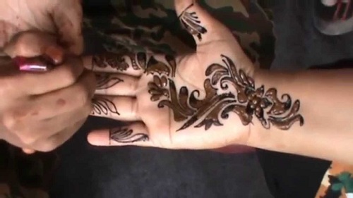 9 New and Gorgeous Bail Mehndi Designs with Pictures | I Fashion Styles