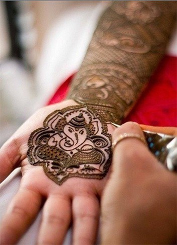9 Exclusive Winter Mehndi Designs With Images