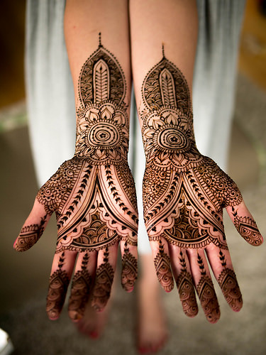 9 Exclusive Winter Mehndi Designs With Images