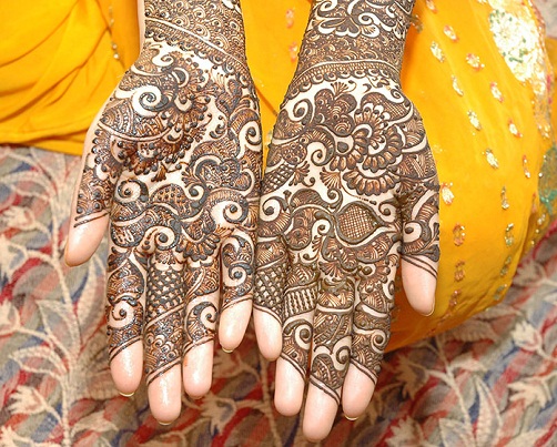 Top 10 Traditional Bengali Mehndi Designs for Weddings