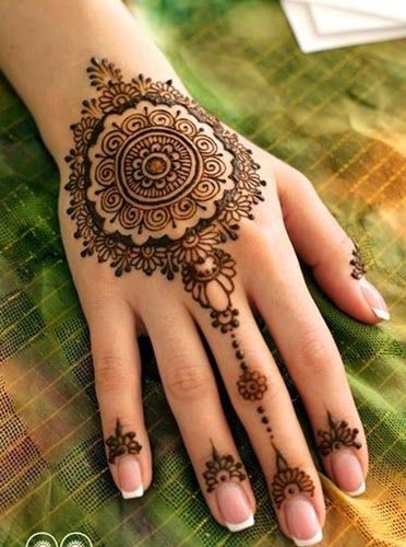 9 Fabulous Monsoon Mehandi Designs With Images | I Fashion Styles