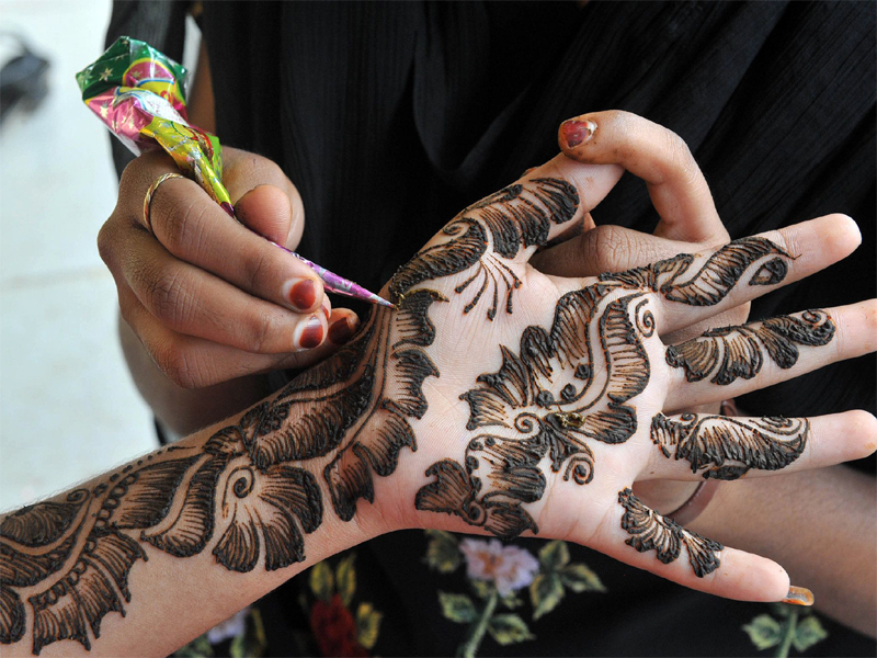 20 Unexcelled Mehndi Designs for Girls with Images 2022