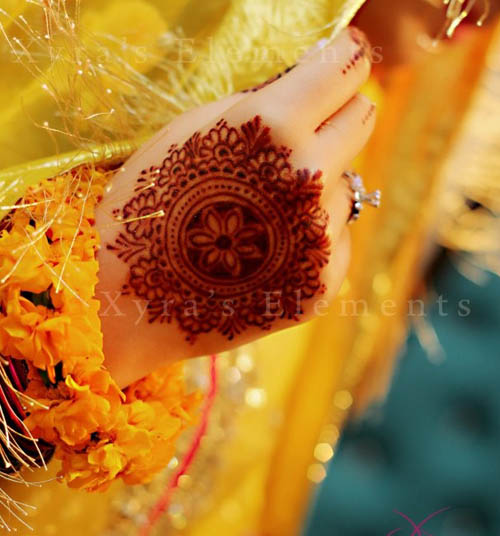 25 Cute And Easy Round Mehndi Designs With Pictures | I Fashion Styles