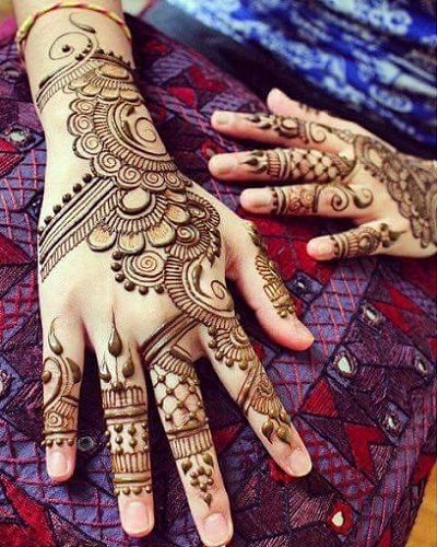 9 Best Dussehra (Navratri) Mehendi Designs 2023