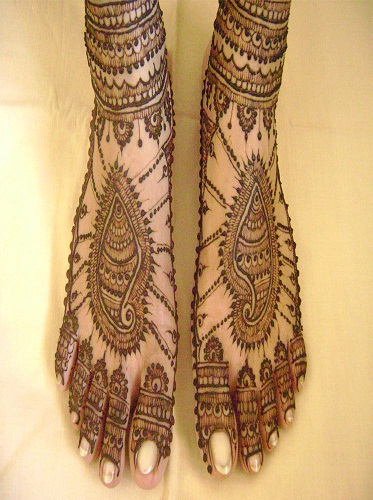 10 Leading Mehndi Artists in Ahmedabad | I Fashion Styles