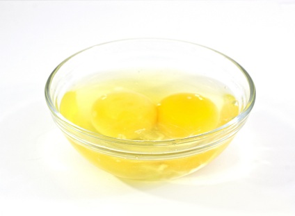 12 Best Homemade Egg Face Masks to Rejuvenate Your Skin