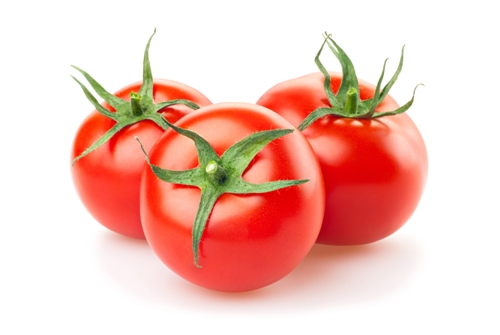 4 Homemade Tomato Face Packs For Different Skin Types | I Fashion Styles