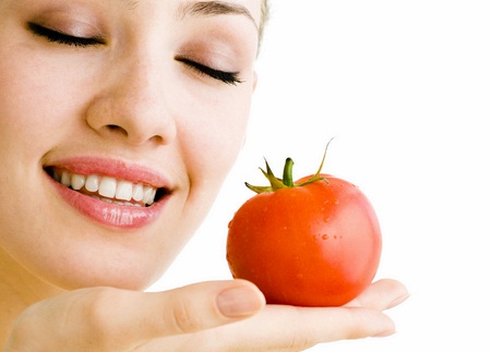 4 Homemade Tomato Face Packs For Different Skin Types | I Fashion Styles