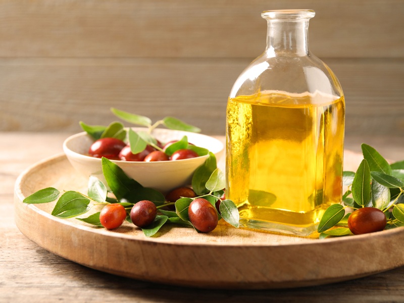 Jojoba Oil to Get Rid Of Acne and Face Scars | I Fashion Styles
