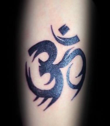 50+ Traditional (ॐ) Om Tattoo Designs and Ideas 2024