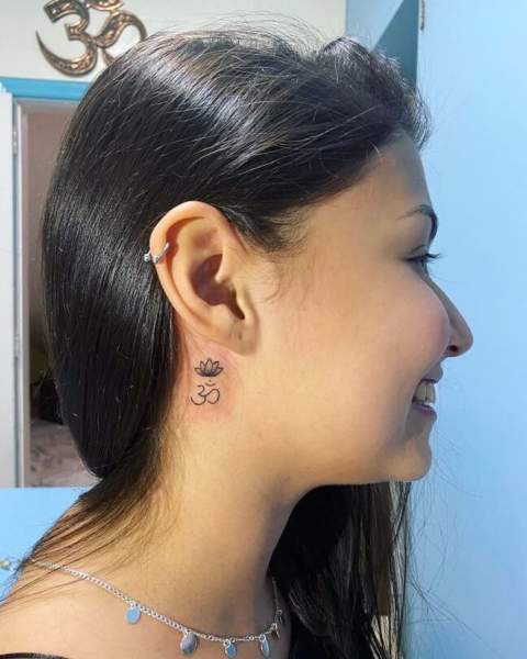 50+ Traditional (ॐ) Om Tattoo Designs and Ideas 2024