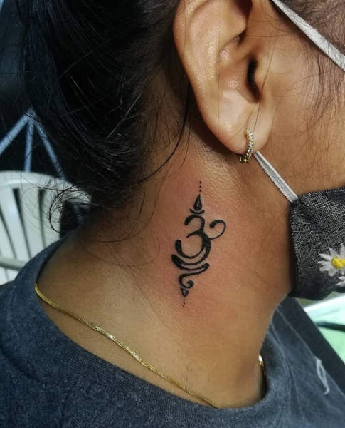 50+ Traditional (ॐ) Om Tattoo Designs and Ideas 2024