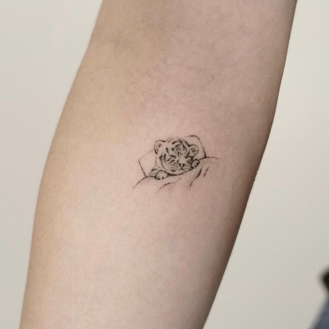 75+ Small Tattoo Designs for Meaningful Expressions 2025