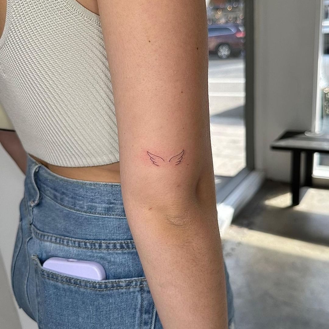 75+ Small Tattoo Designs for Meaningful Expressions 2025