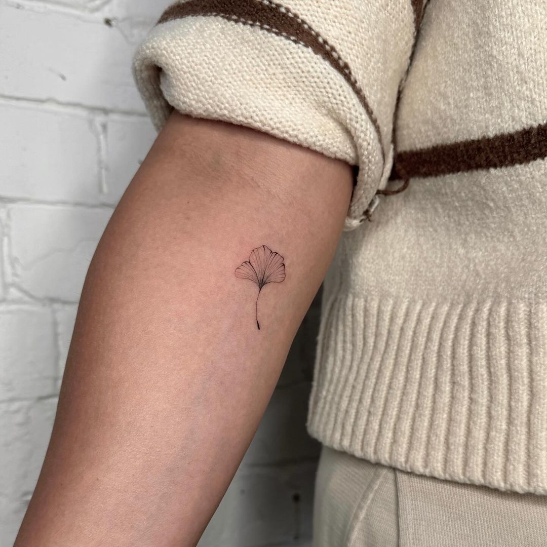 75+ Small Tattoo Designs for Meaningful Expressions 2025