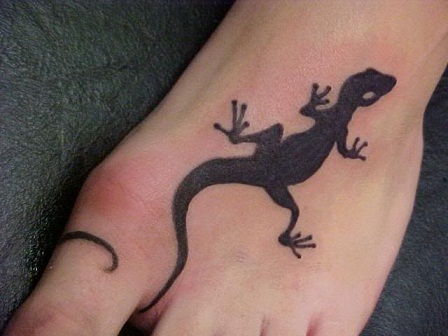 9 Creative Lizard Tattoo Designs for Reptile Lovers