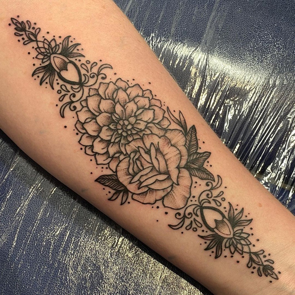 16 Awesome Dahlia Flower Tattoo Designs In 2023