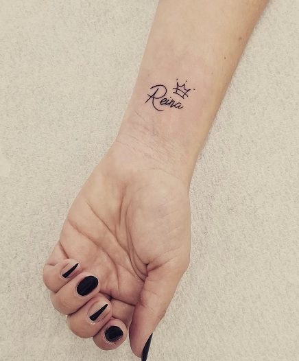 15+ Magnificent Queen Tattoo Designs and Ideas 2023