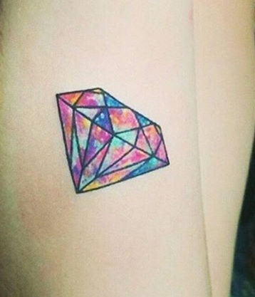 25 Brilliant Diamond Tattoo Designs for Men and Women