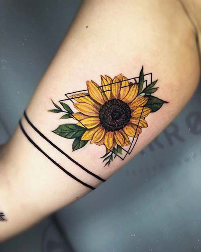 15 Best Flower Tattoo Designs and Their Meanings