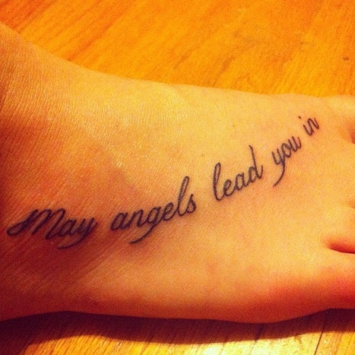 15 Creative RIP Tattoo Designs for a Lasting Tribute