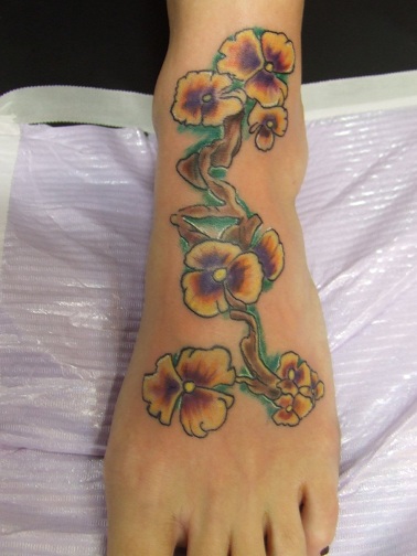 10 Ravishing Pansy Tattoo Designs With Images | I Fashion Styles