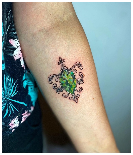 12 Stunning Jewel Tattoo Designs for a Touch of Glamour
