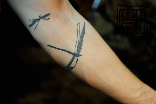 Top 15 Beautiful Dragonfly Tattoo Designs and Ideas