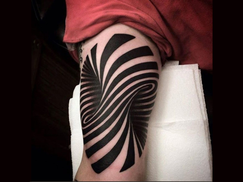 10+ Wondrous Illusion Tattoo Designs And Ideas | I Fashion Styles