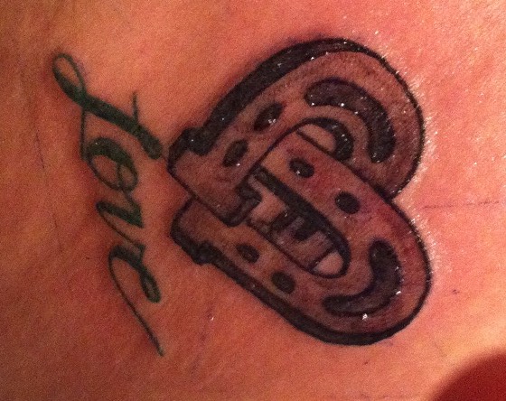 15 Best Horseshoe Tattoo Designs and Ideas | I Fashion Styles