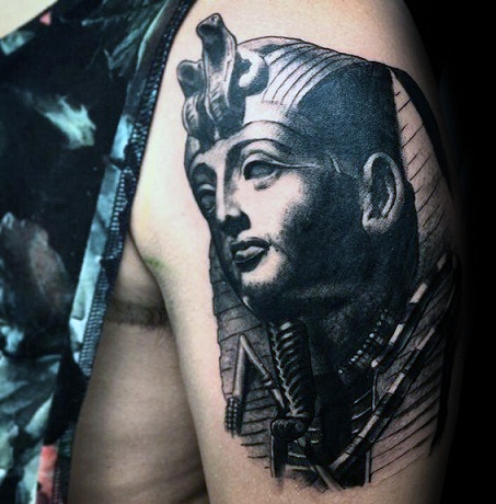 10 Majestic King Tut Tattoo Designs for History Buffs
