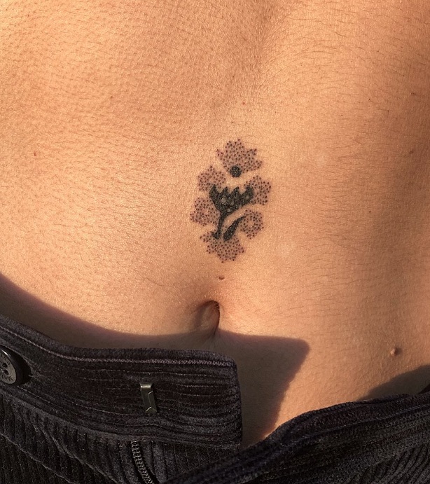 10+ Best and Cute Belly Button Tattoo Designs