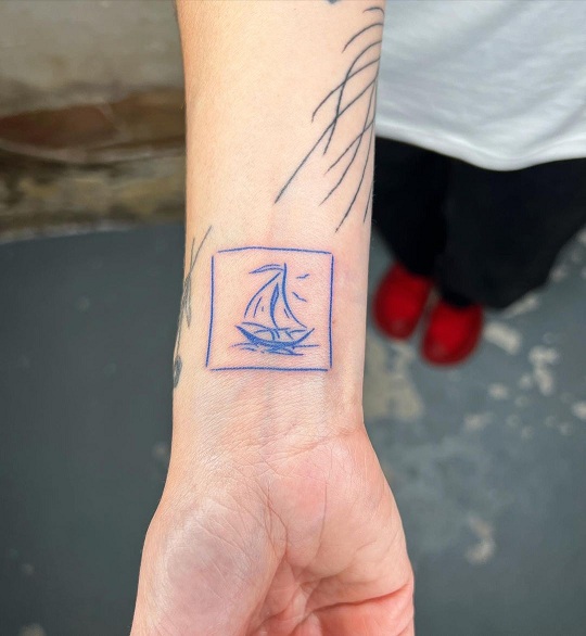 10 Stunning Ocean Tattoo Designs Inspired by the Sea