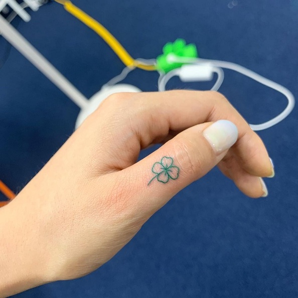 10+ Rare And Unusual Clover Tattoo Designs | I Fashion Styles