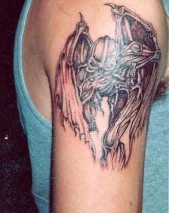 Top 15 Best Bat Tattoo Designs and Pictures | I Fashion Styles