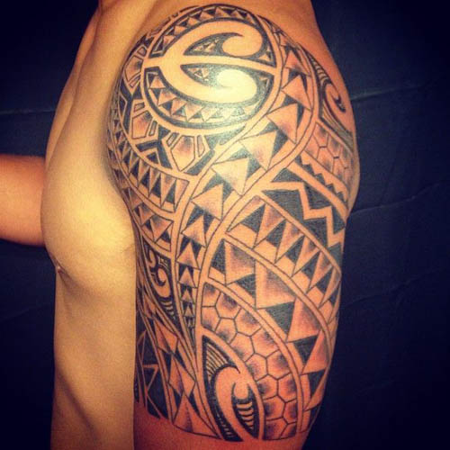 15 Best Shoulder Tattoo Designs for Men and Women