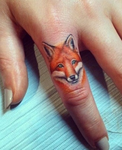 10 Clever Fox Tattoo Designs for Men and Women