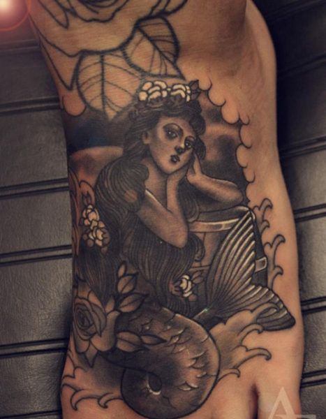 15 Simple and Traditional Mermaid Tattoo Designs