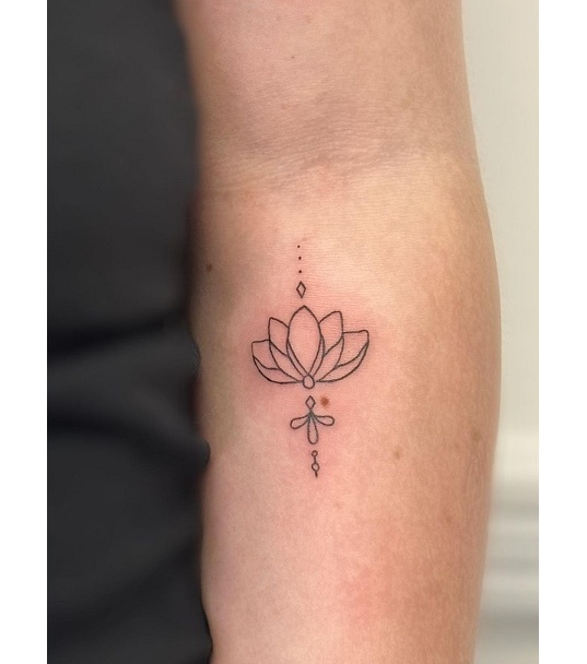 15+ Best Lotus Flower Tattoos and Their Spiritual Significance