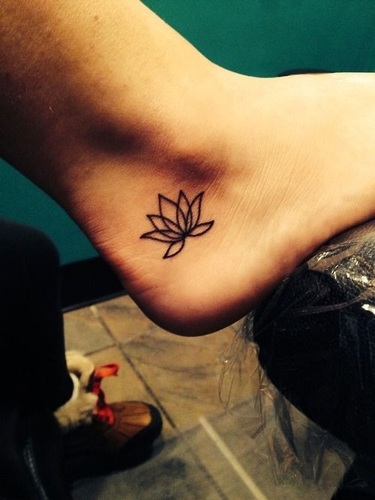 15+ Best Lotus Flower Tattoos and Their Spiritual Significance