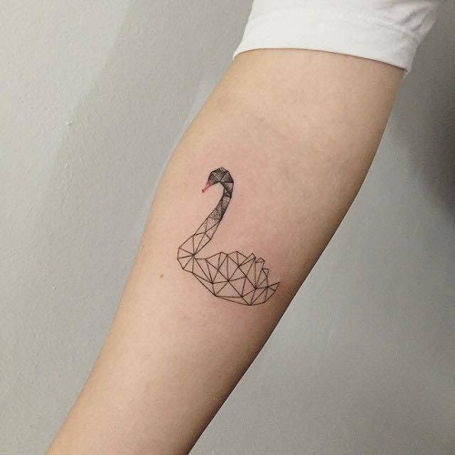 10+ Best Swan Tattoo Designs and Their Meanings