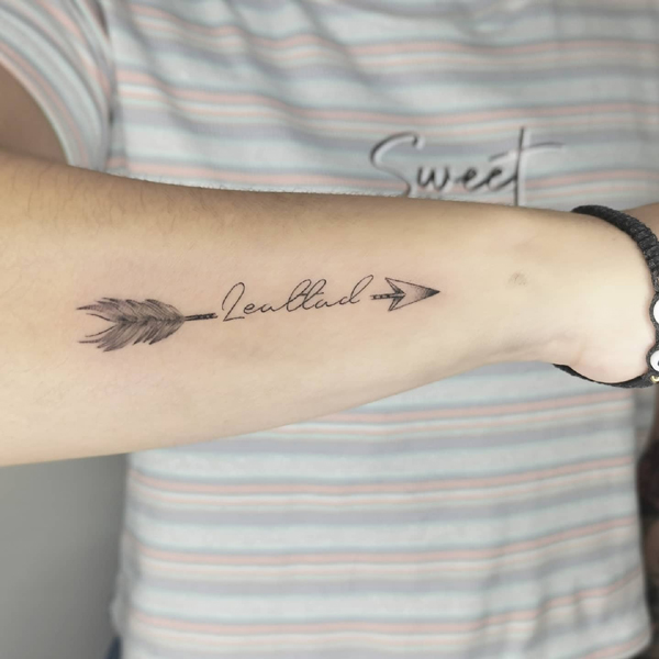 20 Stylish Arrow Tattoo Designs for Modern Look