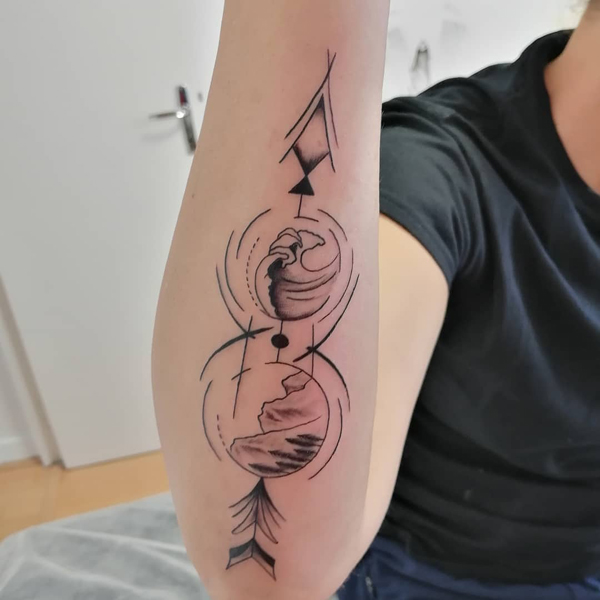 20 Stylish Arrow Tattoo Designs for Modern Look