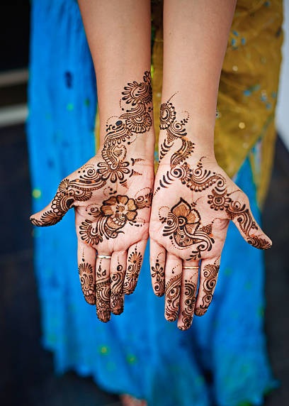 20 Most Impressive (Mehndi) Henna Tattoo Designs 2023