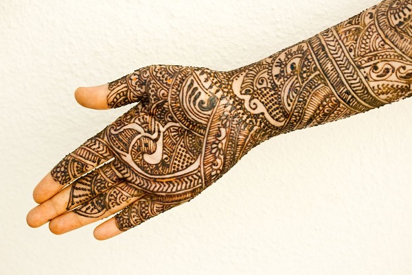 20 Most Impressive (Mehndi) Henna Tattoo Designs 2023